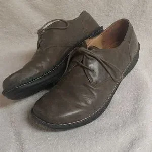 Alegria gray leather shoes mn. sz.46 Alegria | Shoes | Alegria Gray Leather Shoes Mn Sz46 | Poshmark main image 2
